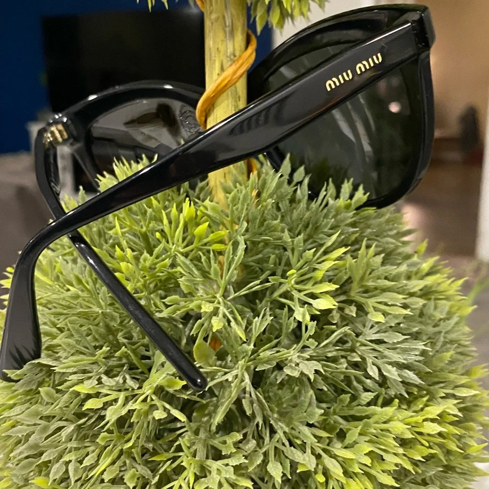 MIU MIU Black Sunglasses - Picture 7 of 12
